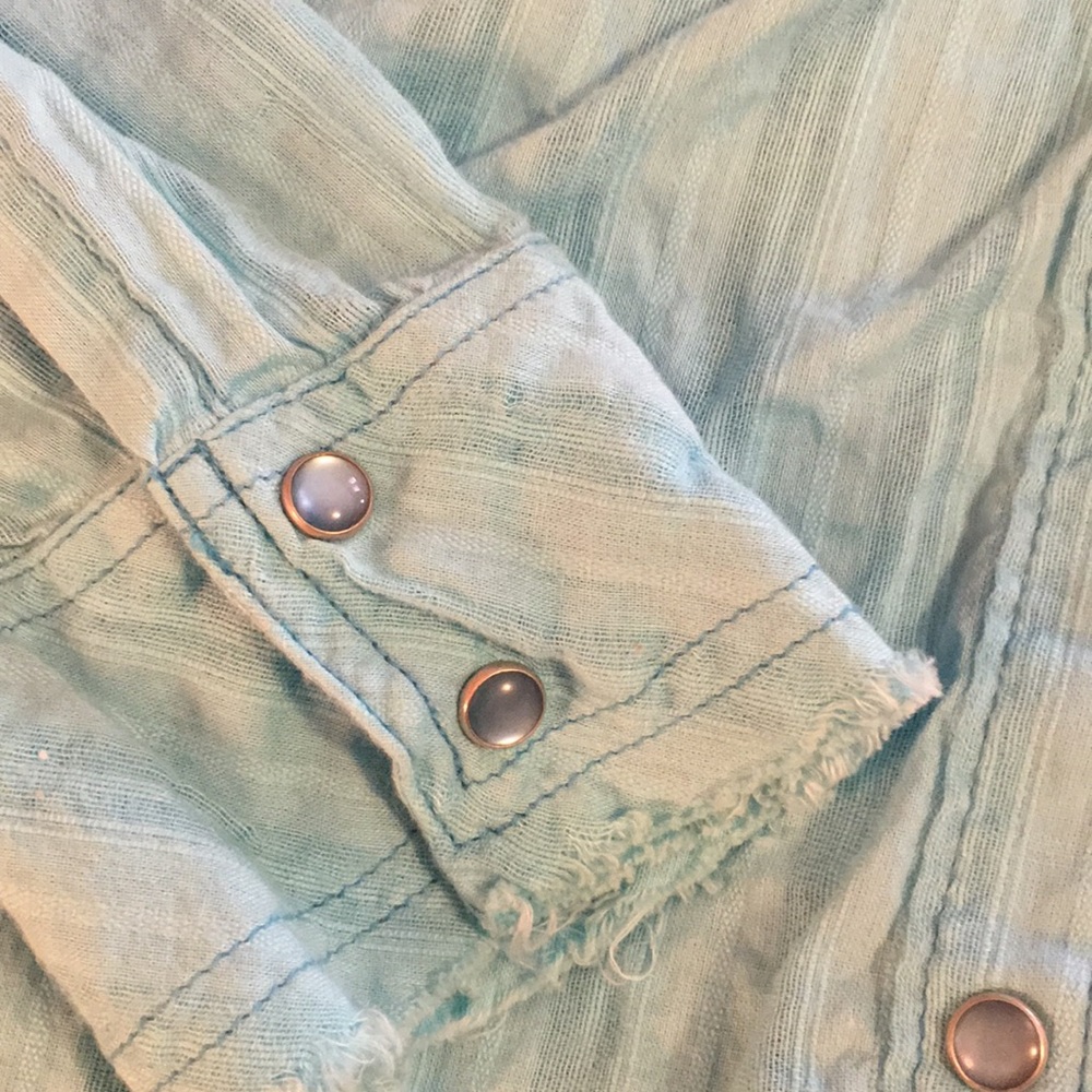 Blue button down western style - Picture 3 of 4
